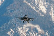 F-16%20in%20Sion%20-%206.I.2006