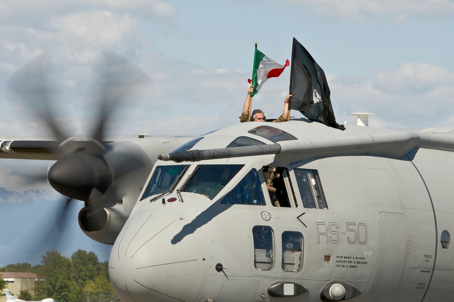 Frecce%20Tricolori%2050th%20Anniversary%20-%20Rivolto