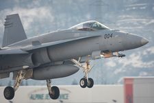 F%2FA-18%20Hornet
